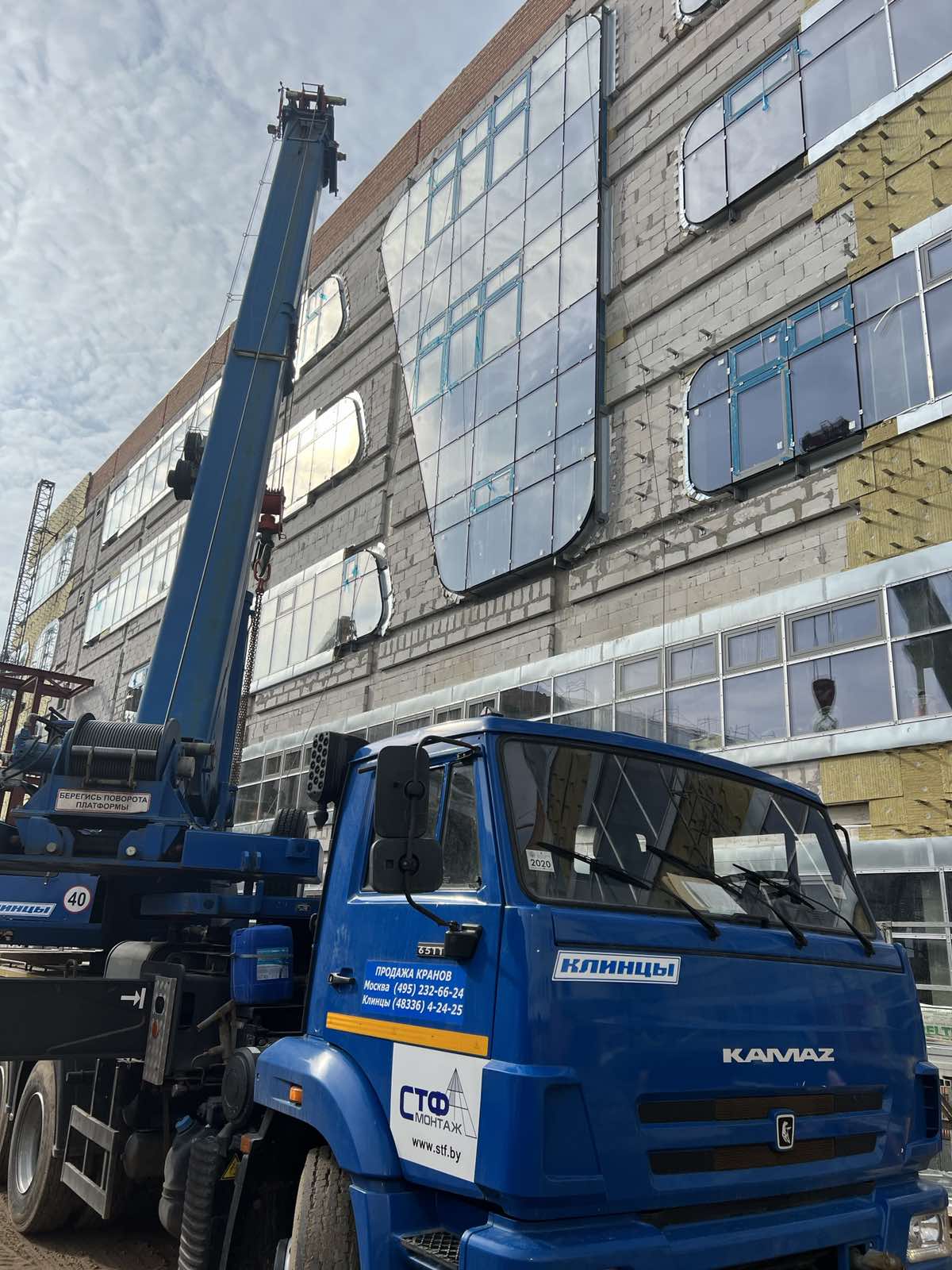 Монтаж фасадных кассет